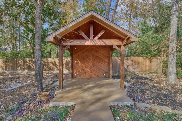 8969 Crighton Crossing Drive, Conroe, TX 77302