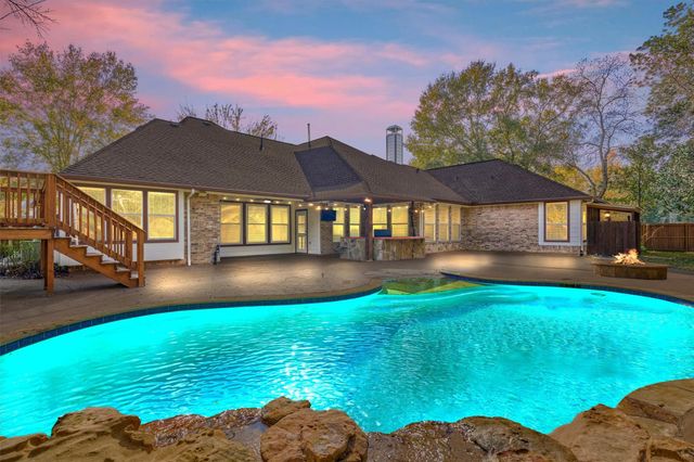 8969 Crighton Crossing Drive, Conroe, TX 77302