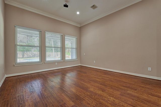 8969 Crighton Crossing Drive, Conroe, TX 77302