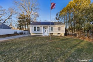 15 Country Club Drive, Ledyard, CT 06339