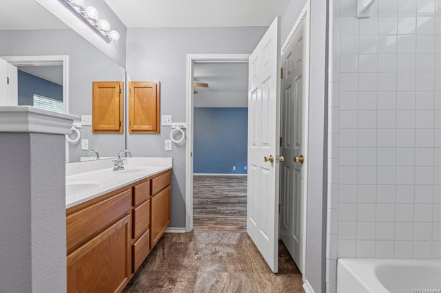 5235 Stormy Sunset, San Antonio, TX 78247