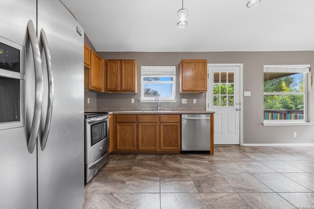 5235 Stormy Sunset, San Antonio, TX 78247