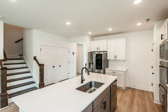 375 Turfway Park, Gallatin, TN 37066