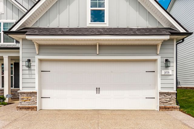 375 Turfway Park, Gallatin, TN 37066