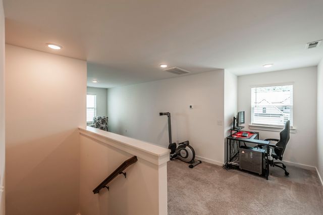 375 Turfway Park, Gallatin, TN 37066