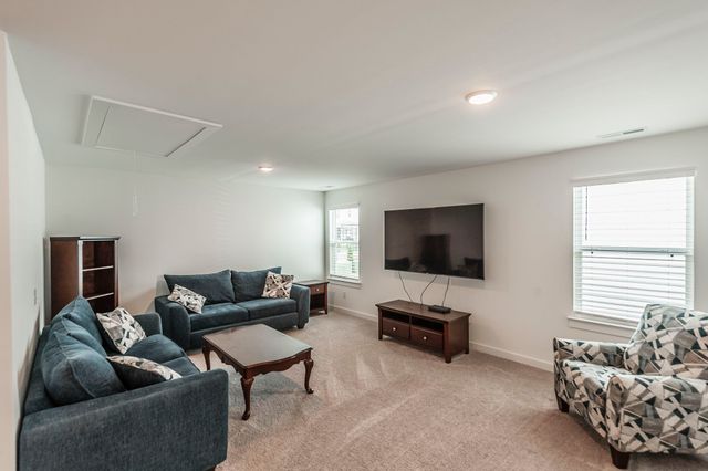 375 Turfway Park, Gallatin, TN 37066