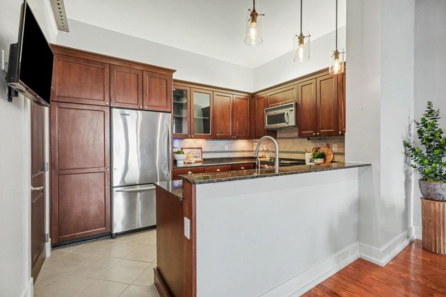 415 22nd Street 3D, Galveston, TX 77550