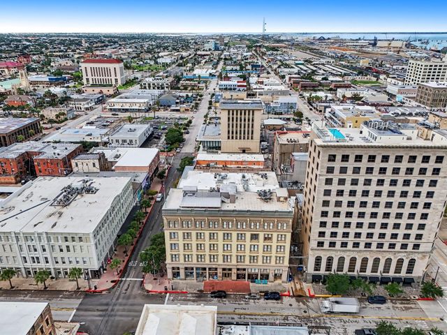 415 22nd Street 3D, Galveston, TX 77550