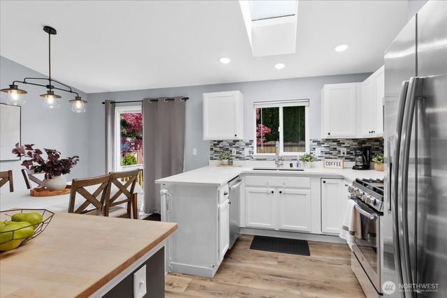 5515 78th Avenue NE, Marysville, WA 98270