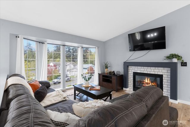 5515 78th Avenue NE, Marysville, WA 98270