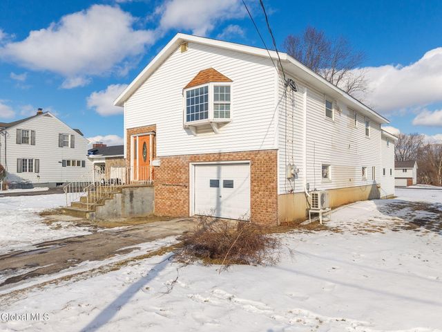 27 Grieme Avenue, Amsterdam, NY 12010