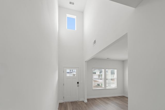 8208 Essence Dr., Longs, SC 29568