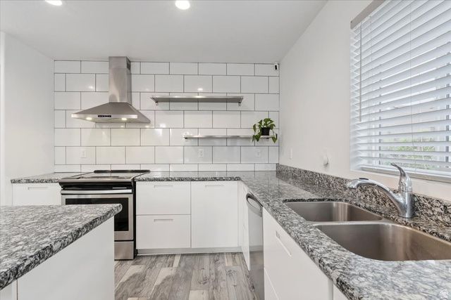 15134 S WHITE HART LN, Bluffdale, UT 84065
