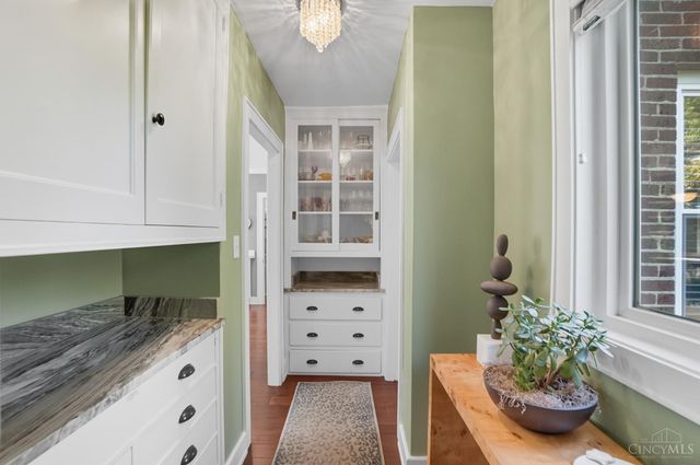 745 Avon Fields Lane, Cincinnati, OH 45229