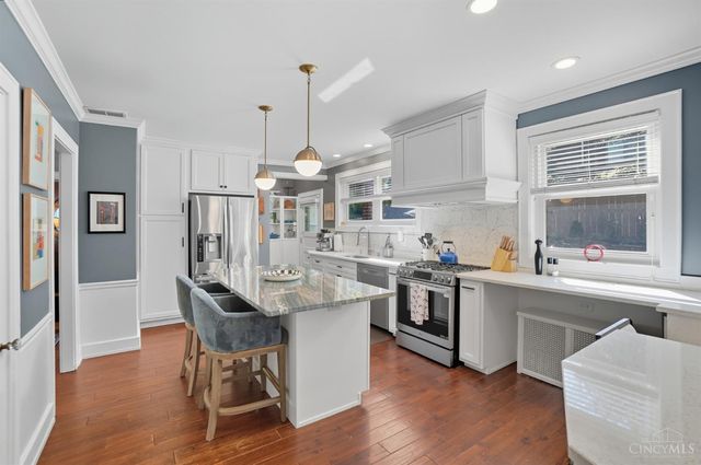 745 Avon Fields Lane, Cincinnati, OH 45229