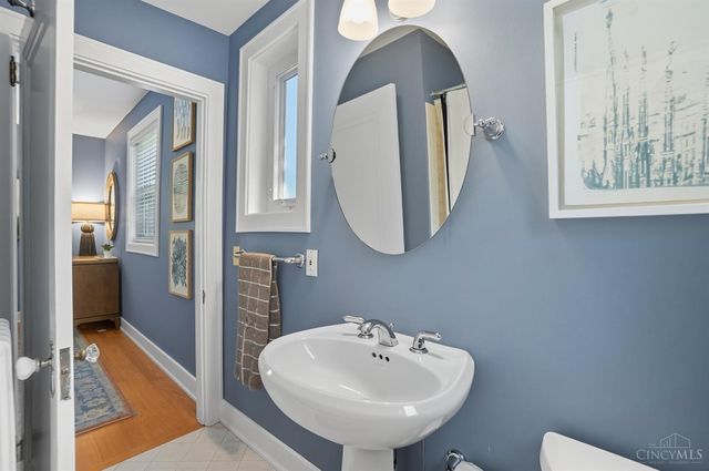 745 Avon Fields Lane, Cincinnati, OH 45229