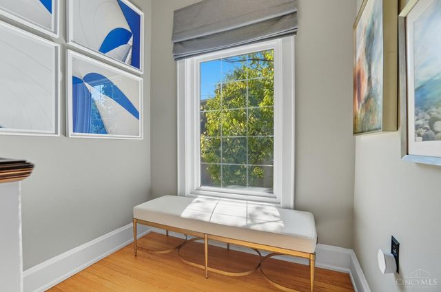 745 Avon Fields Lane, Cincinnati, OH 45229