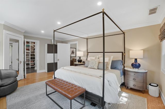 745 Avon Fields Lane, Cincinnati, OH 45229