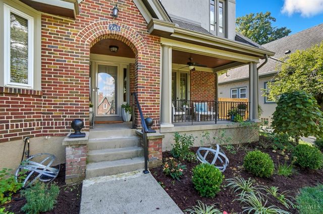 745 Avon Fields Lane, Cincinnati, OH 45229