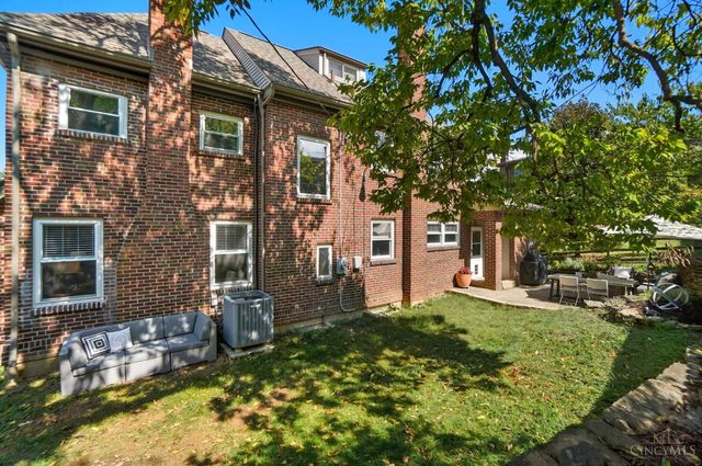 745 Avon Fields Lane, Cincinnati, OH 45229