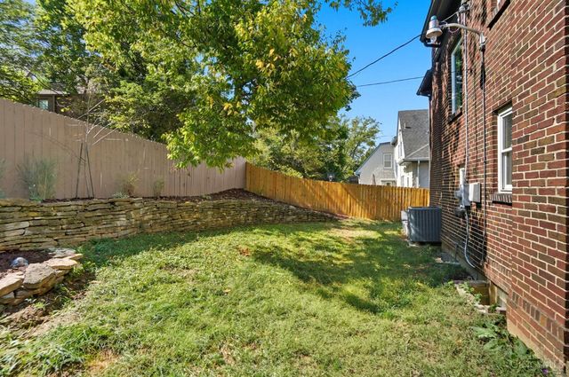 745 Avon Fields Lane, Cincinnati, OH 45229