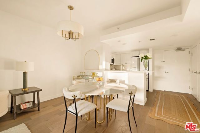 13700 Marina Pointe Drive 314, Marina Del Rey, CA 90292