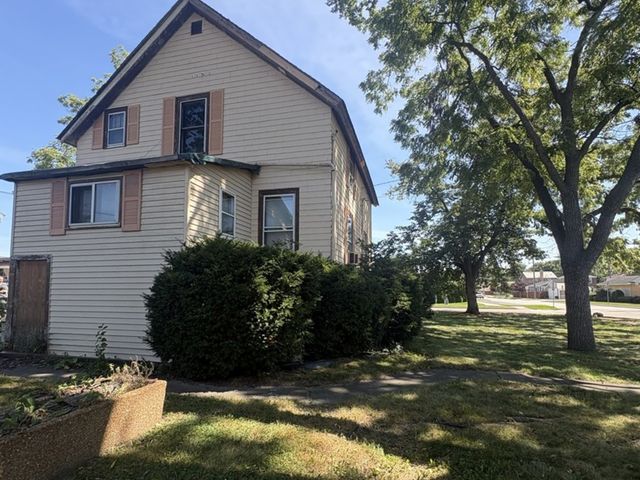 3404 Calwagner Street, Franklin Park, IL 60131