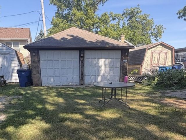 3404 Calwagner Street, Franklin Park, IL 60131