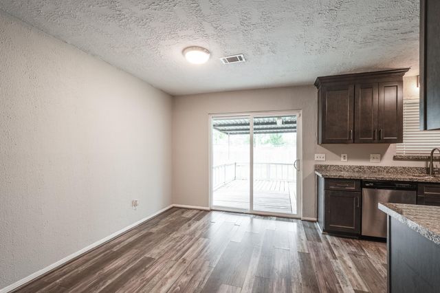 318 Blue Tail Drive, Houston, TX 77336