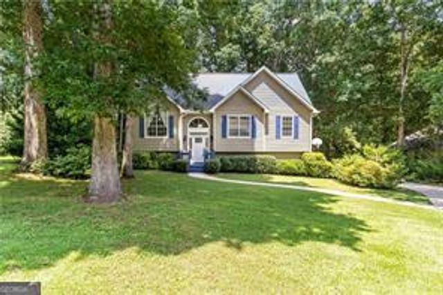 7825 Silversmith Court, Cumming, GA 30028
