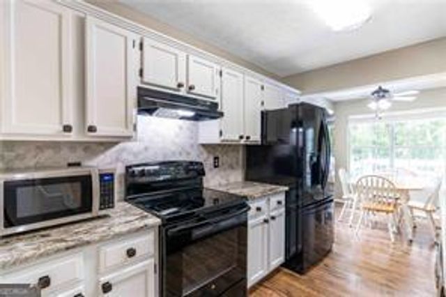 7825 Silversmith Court, Cumming, GA 30028