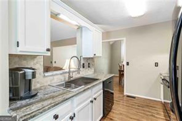 7825 Silversmith Court, Cumming, GA 30028