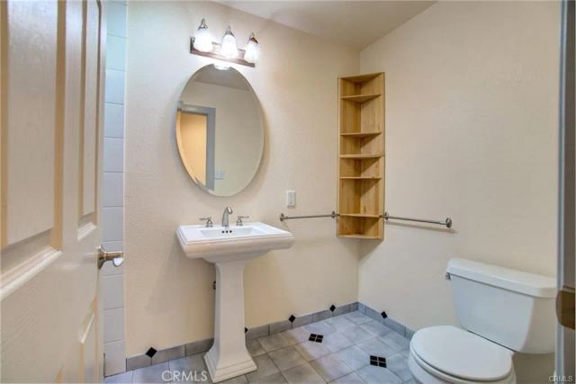4090 Lakeshore Boulevard, Lakeport, CA 95453