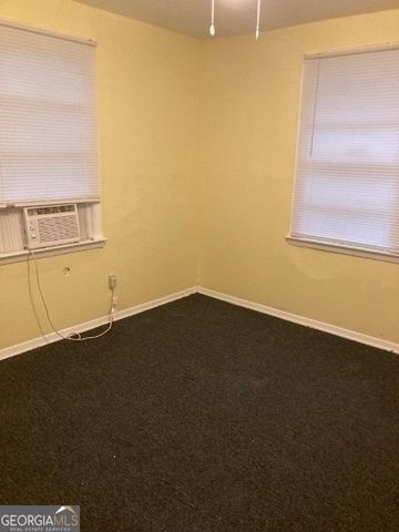 1055 Crescent Avenue, Macon, GA 31204