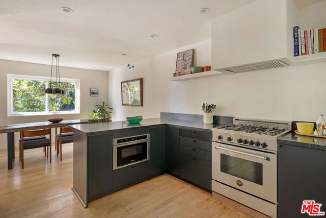 3654 Lavell Drive, Los Angeles, CA 90065