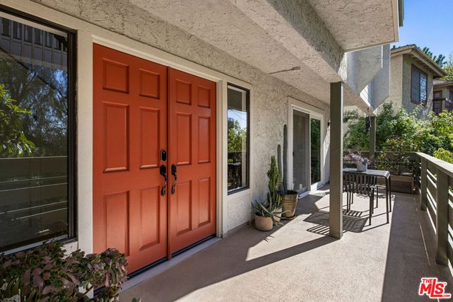 3654 Lavell Drive, Los Angeles, CA 90065