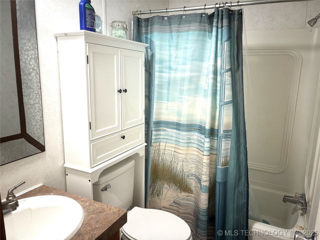 7698 Winding Path, Kingston, OK 73439