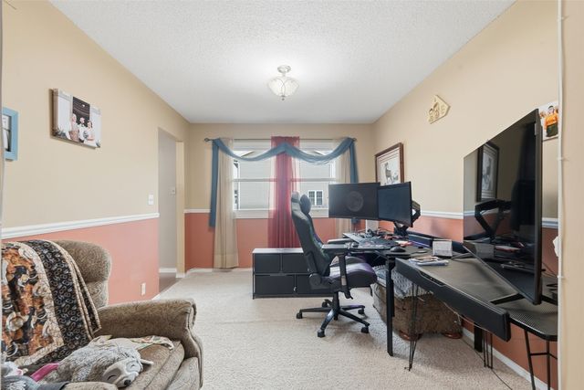 4656 Northwood Drive NE, Cedar Rapids, IA 52402