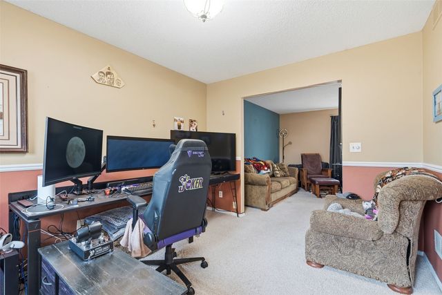 4656 Northwood Drive NE, Cedar Rapids, IA 52402