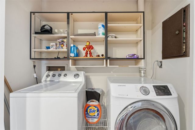 4656 Northwood Drive NE, Cedar Rapids, IA 52402