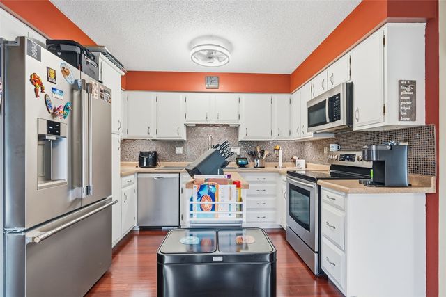 4656 Northwood Drive NE, Cedar Rapids, IA 52402