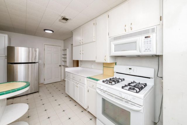 3525 E Princeton Avenue, Fresno, CA 93703