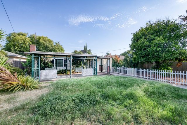 3525 E Princeton Avenue, Fresno, CA 93703