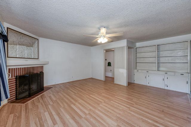 3525 E Princeton Avenue, Fresno, CA 93703