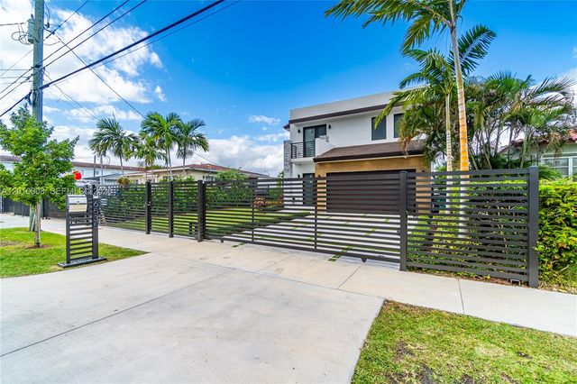 6535 SW 26th St, Miami, FL 33155