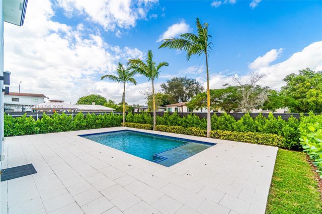 6535 SW 26th St, Miami, FL 33155