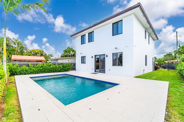 6535 SW 26th St, Miami, FL 33155