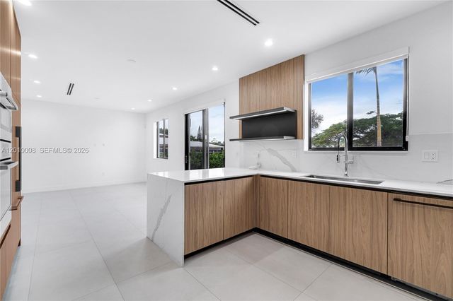 6535 SW 26th St, Miami, FL 33155