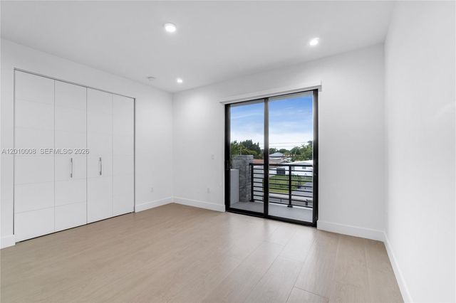 6535 SW 26th St, Miami, FL 33155