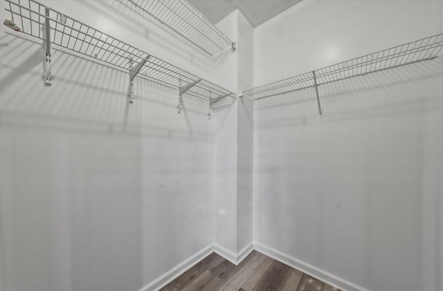 214 E 37TH Street 2, Chicago, IL 60653